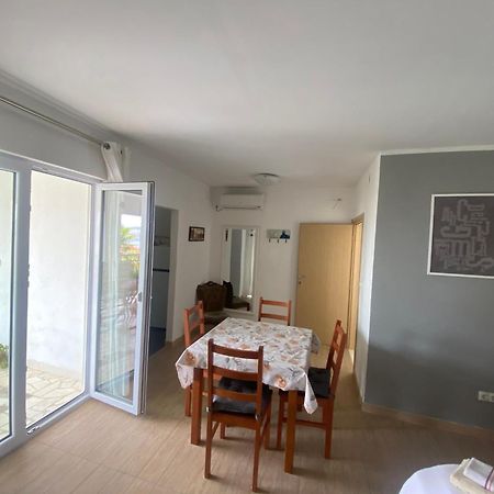 Merla Trogir Buitenkant foto
