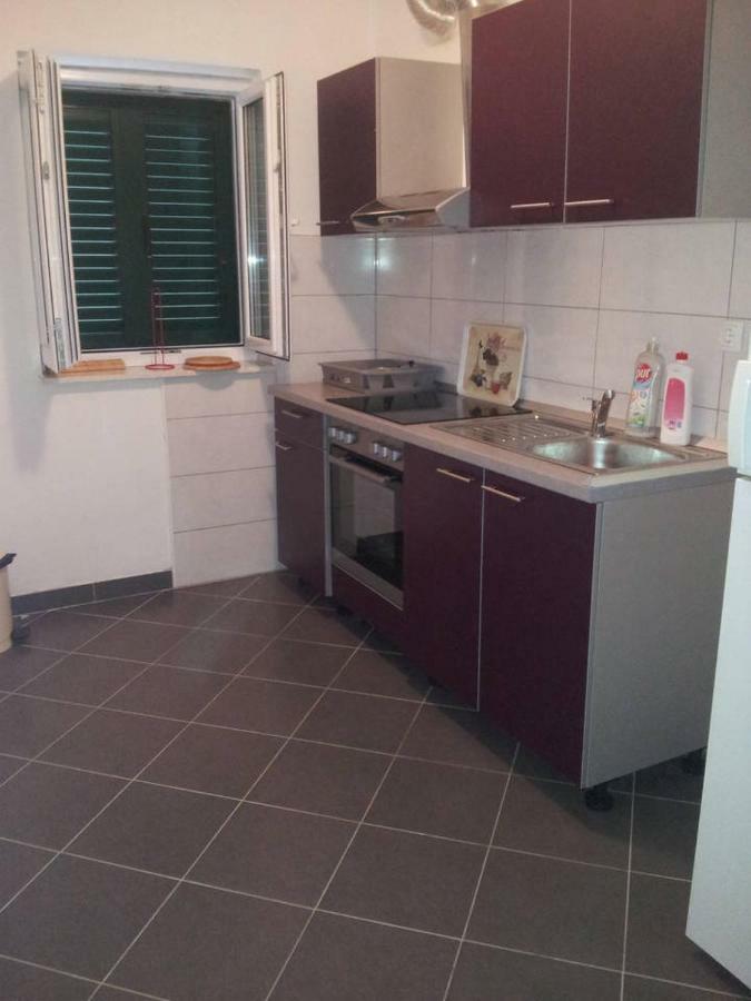 Merla Trogir Buitenkant foto